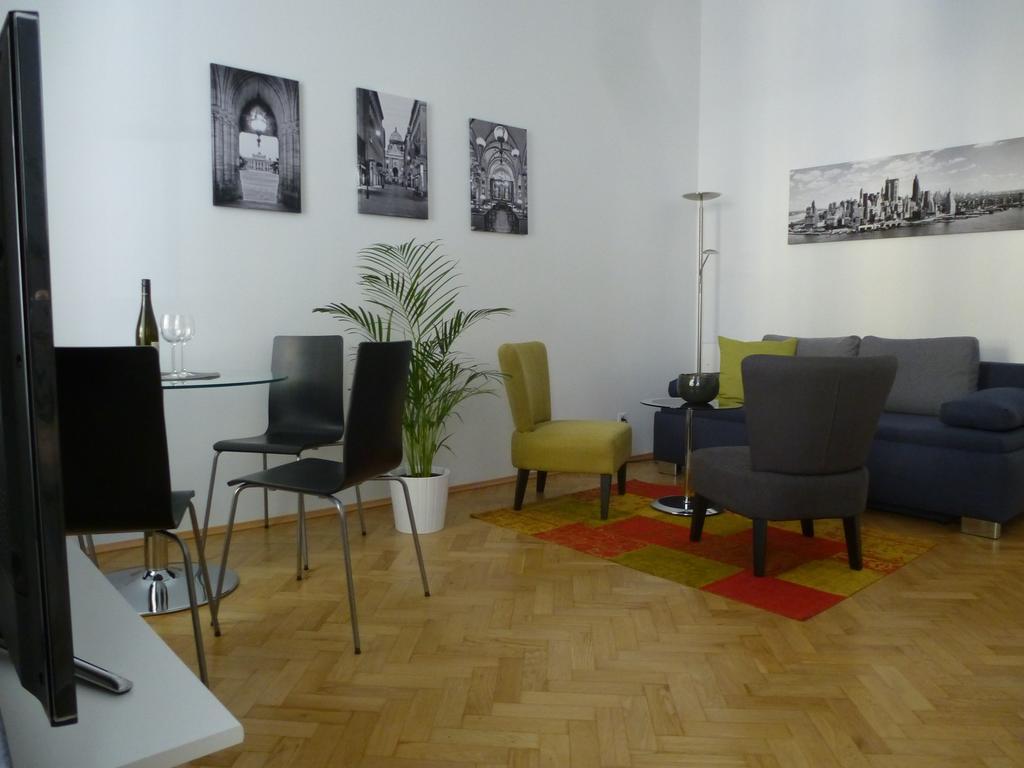 Charming Viennese Home Εξωτερικό φωτογραφία